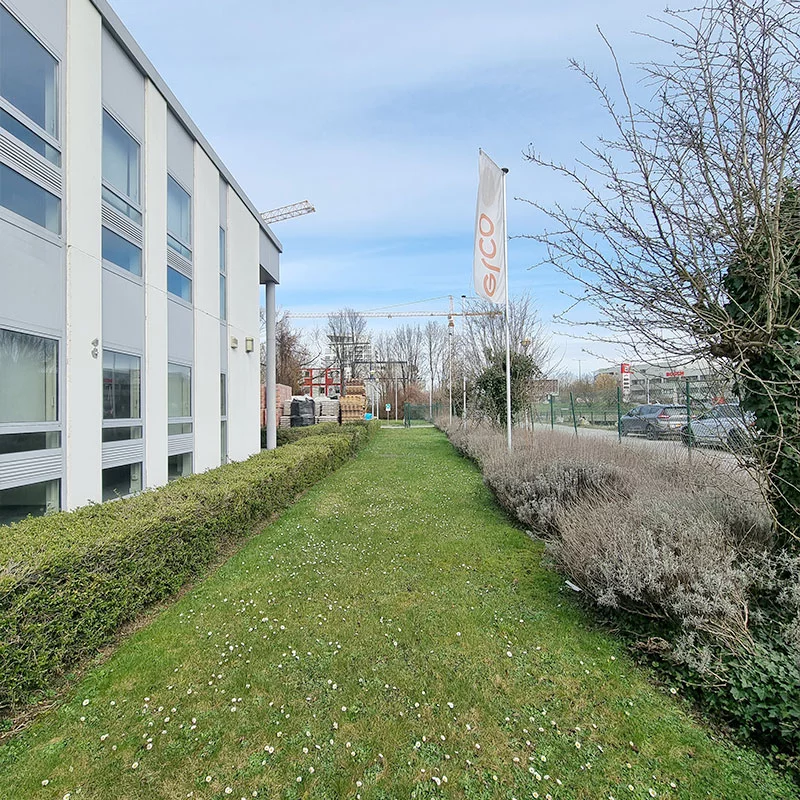 18d5b5_f1c4143bac9044df92ebc0d9ac5eff5b~mv2