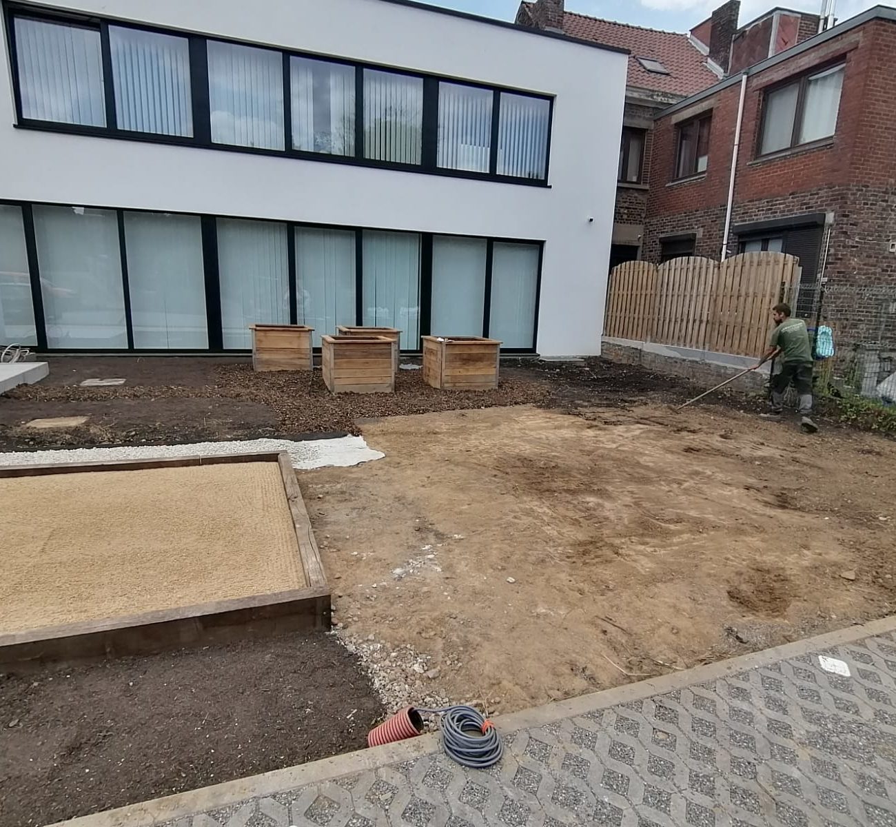 WhatsApp Image 2025-08-13 at 16.48.46 (1)